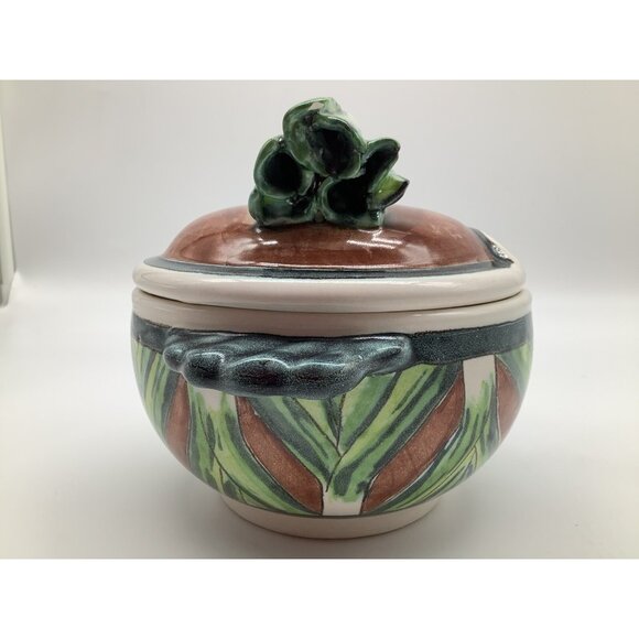 Hand Crafted Ceramic LEEKS Bowl with Lid Quality Serveware Hand Thrown Pottery - Picture 5 of 12